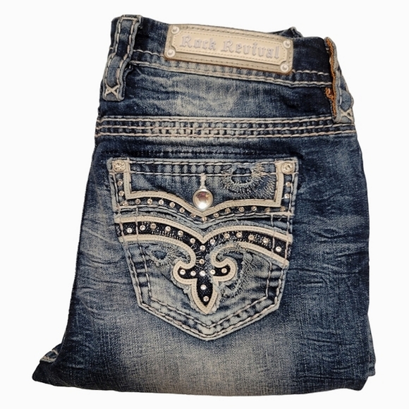 ROCK REVIVAL Arona Easy Crop Swarovski Embellished Pocket Distressed Jeans NWOT - Picture 2 of 13
